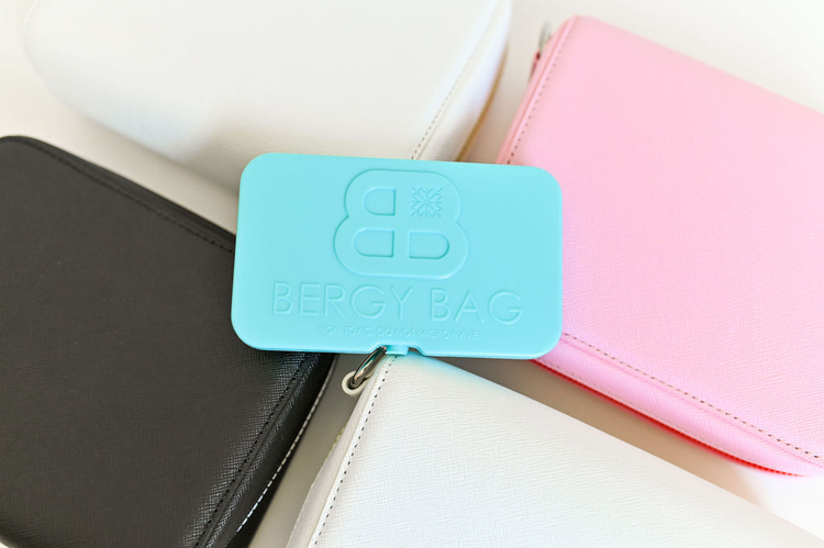 Insulated Cosmetic Clutch