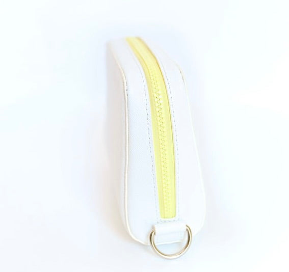 white and yellow designer ice pouch bag women golfers love it